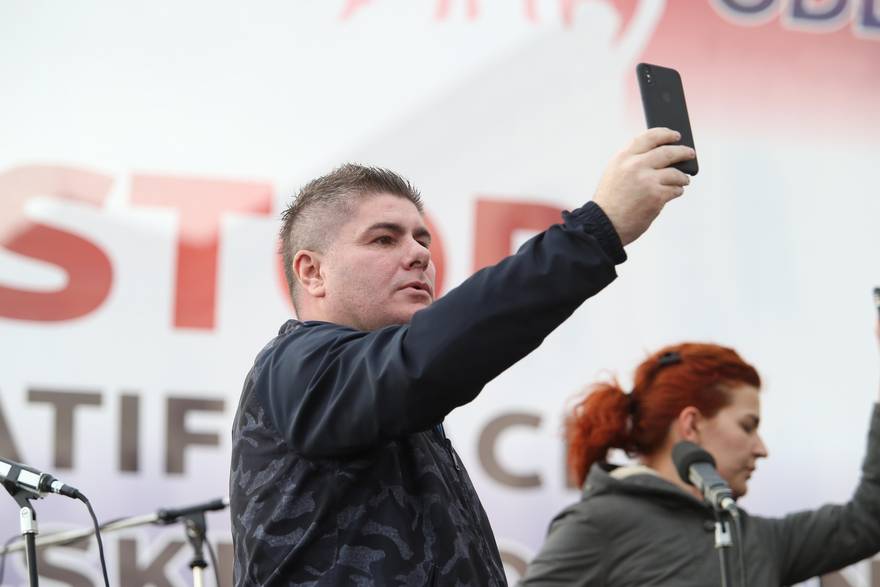 Slu&ccaron;aj Bujica: Bujaneca o otkazu informirala supruga, on prozvao Radi&cacute;a, a Z1 ostao bez sredstva