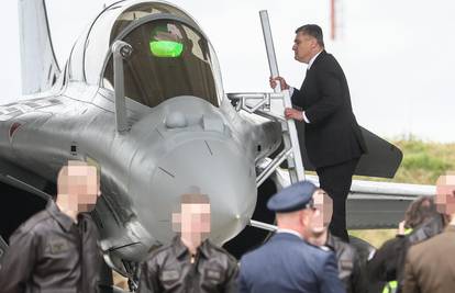 FOTO Zoran Milanović se popeo na Rafale i malo 'bacio' pogled