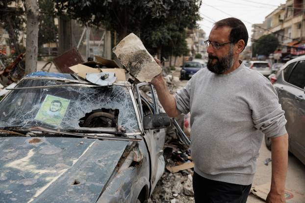 Displaced people return to their homes after a 10-day ceasefire between Lebanon and Israel went into effect.