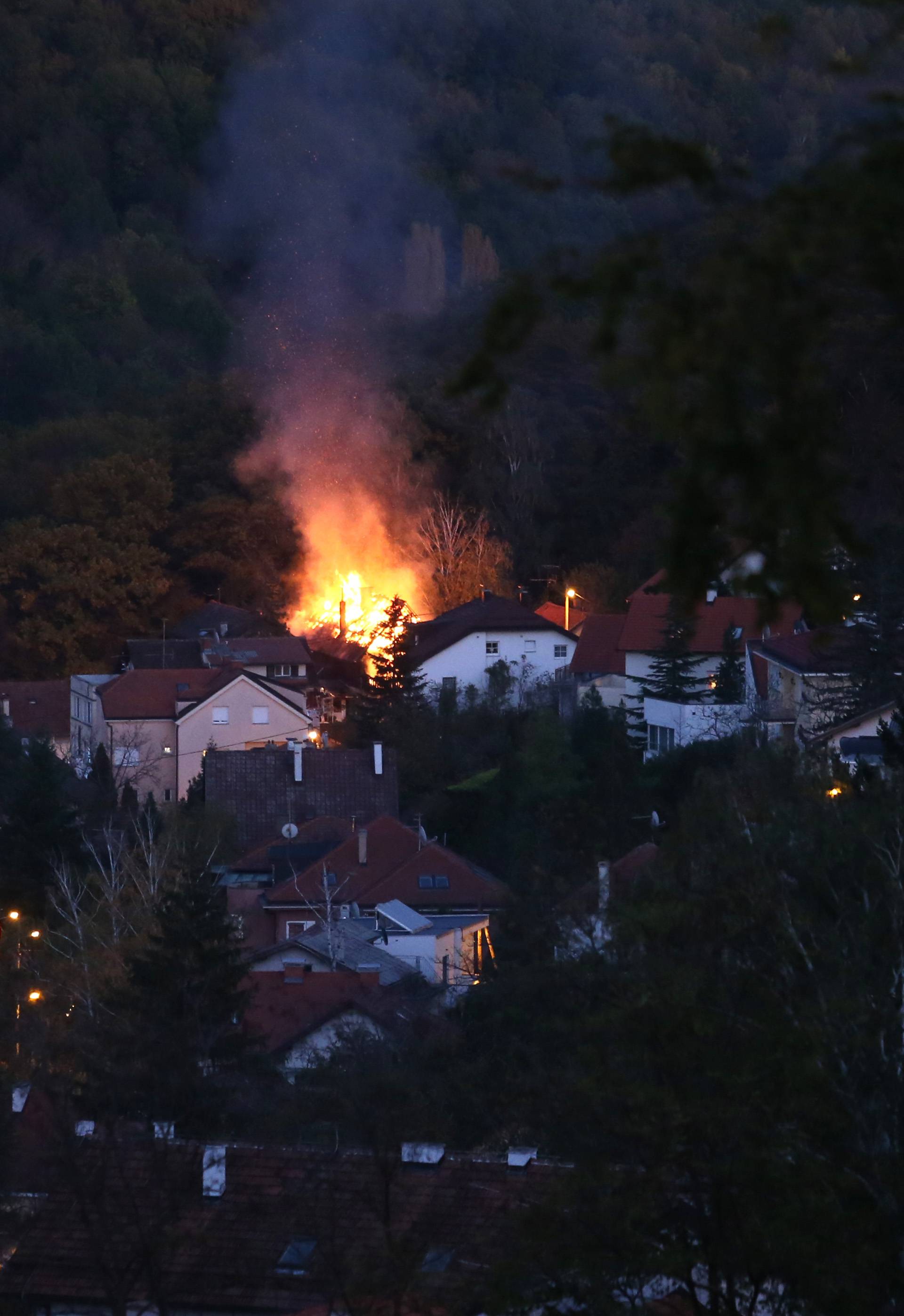 Brzo reagirali: Planula kuća u Zagrebu, nitko nije ozlijeđen