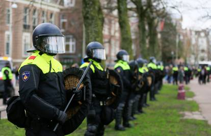 Napokon mirno u Nizozemskoj nakon tri dana nasilja i nereda