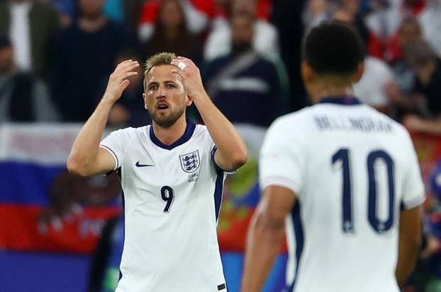 Euro 2024 - Serbia v England