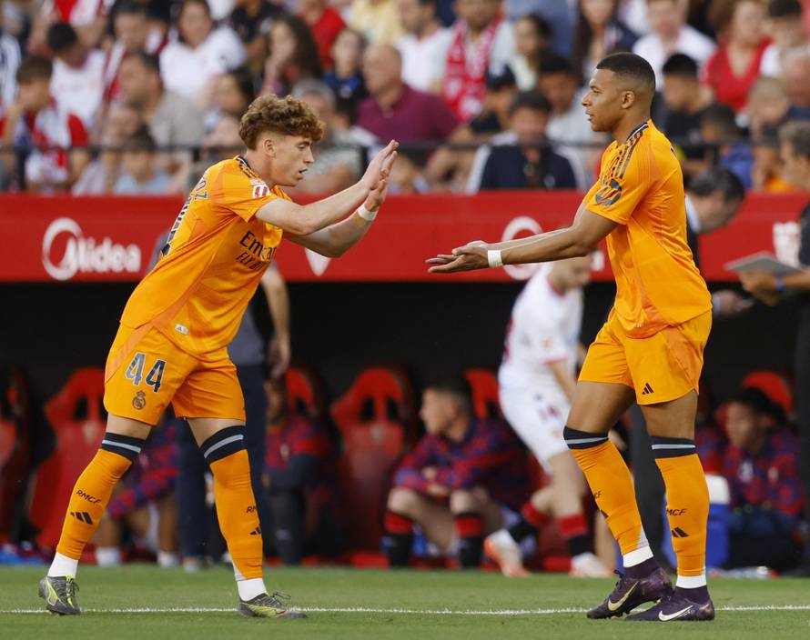 LaLiga - Sevilla v Real Madrid