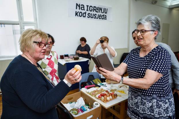 Zagreb: U Etnografskom muzeju Slavica Moslavac održala je radionicu bojanja pisanica