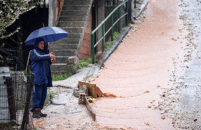 Zbog obilnih padalina u Hercegovini prijete poplave