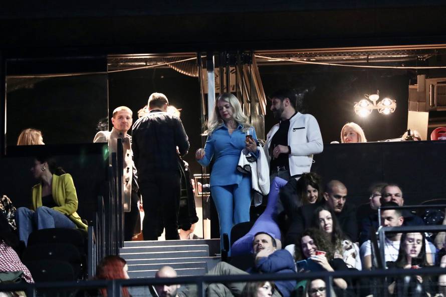Split: Trudna Hana Huljić na koncertu supruga Petra Graše