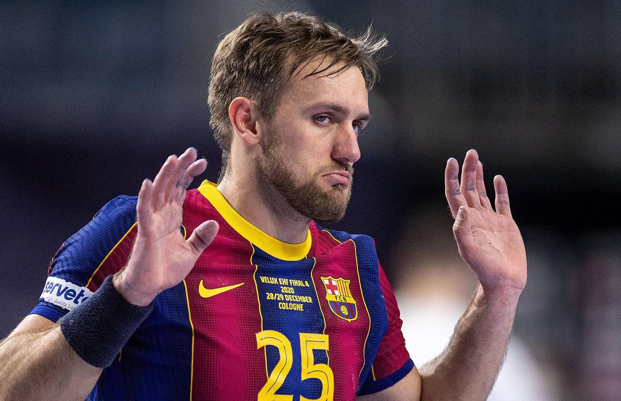 Barcelona se odrekla Cindrića?! Hrvat može tražiti novi klub...