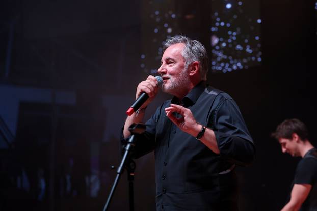 Frankfurt: Hrvatska noć u Suwag Energie Areni