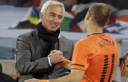 Van Marwijk: Misija još nije gotova, još jedna utakmica
