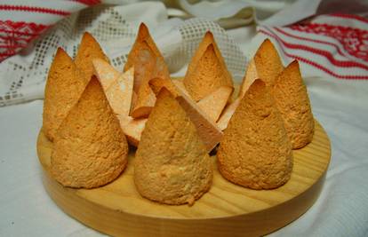 Bjelovarski kvargl, naš sir u  obliku stošca sada je zaštićen
