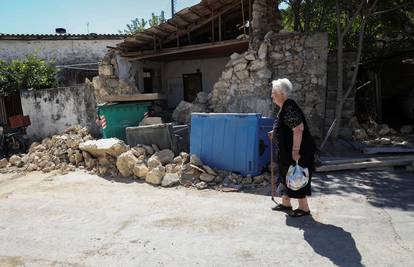 Potres jačine 5,3 po Richteru pogodio Kretu: Tisuće ljudi je spavalo u šatorima i autima