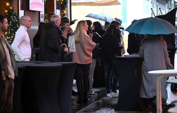 Zagreb: Pripreme ugostitelja u centru grada povodom Badnjaka