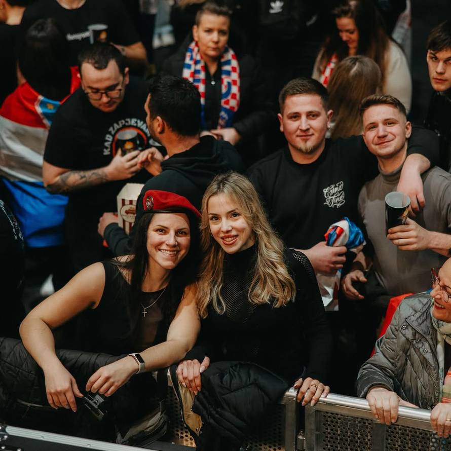 Thompson u Poreču viknuo 'Za dom', publika: 'Spremni'!