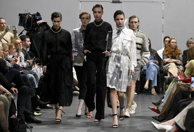 Zagreb: Modna revija Robeta Severa "Symphony 9"