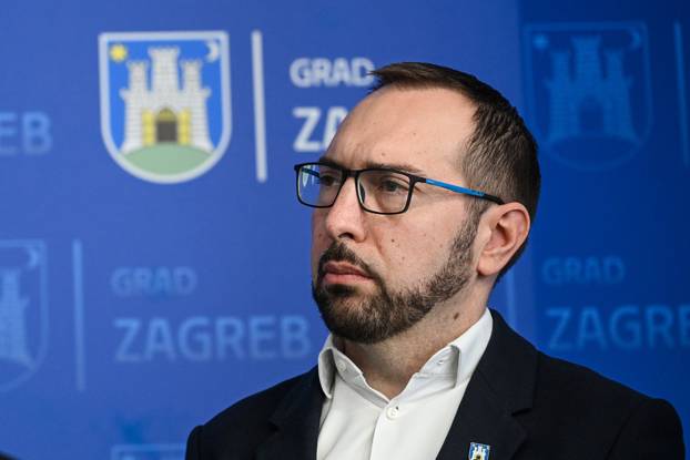 Zagreb: Tomašević i suradnici na konferenciji govorili o uklanjanju grafita s privatnih i javnih zgrada