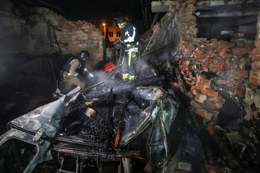 Ruski napad na ukrajinski Harkiv oštetio bolnicu, struja nestala za 30.000 ljudi