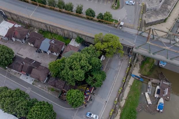 Urušio se most na graničnom prijelazu Gradiška