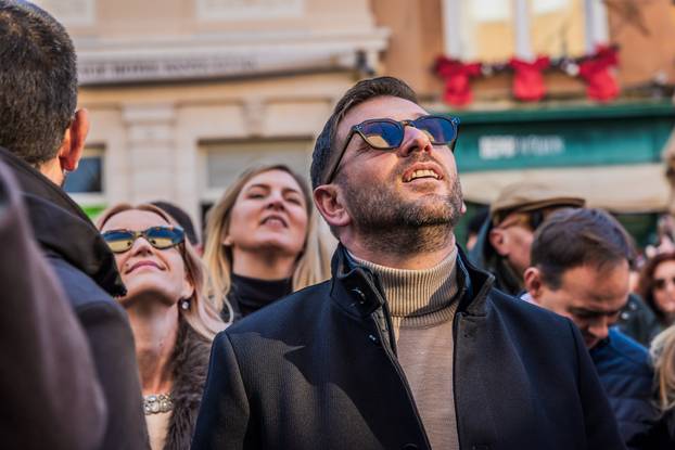 Split: Popodnevno doček na Pjaci