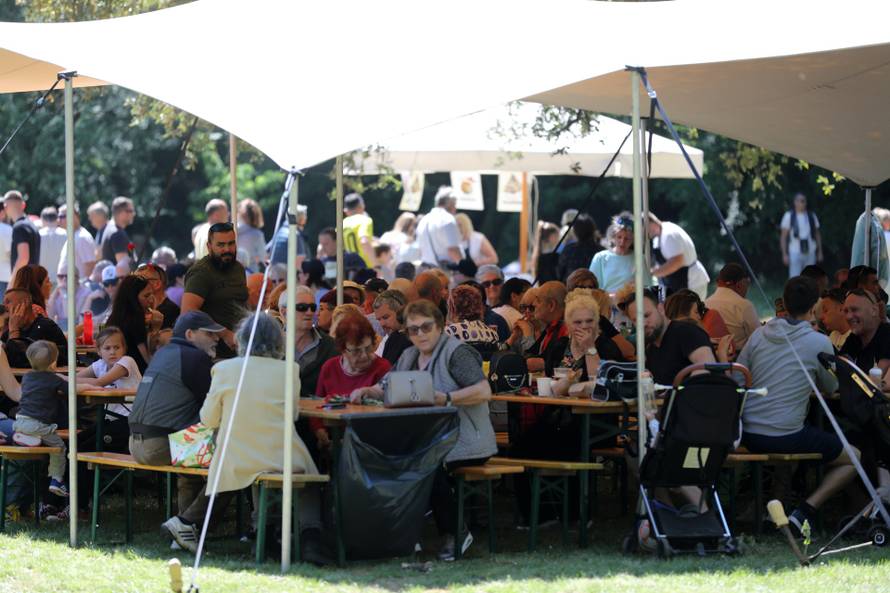 Puležani proslavili Praznik rada uz glazbu, igre i grah