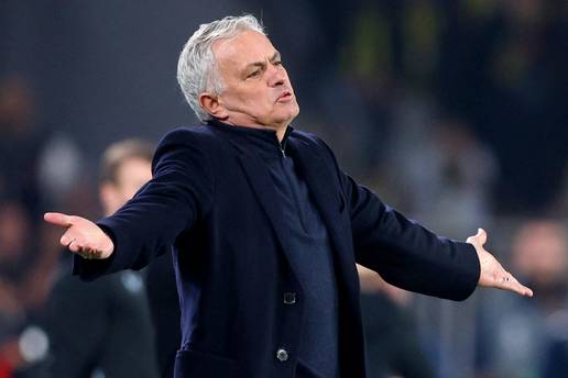 Evo koliko je Mourinho zaradio nakon otkaza u Feneru i tko bi ga mogao zamijeniti na klupi