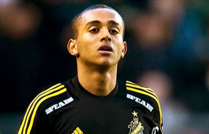 Dinamo iz AIK-a doveo braniča Walida Attu i šalje ga u Lokose