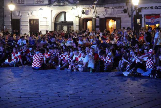 Navijači u Osijeku spremni za utakmicu Hrvatske i Gane