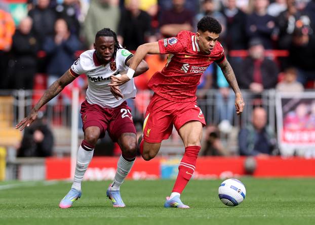 Premier League - Liverpool v West Ham United