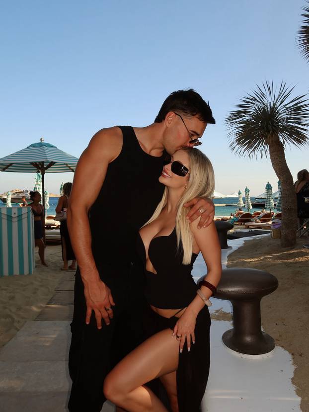 Australski nogometaš hrvatskih korijena ljubi zamamnu plavušu