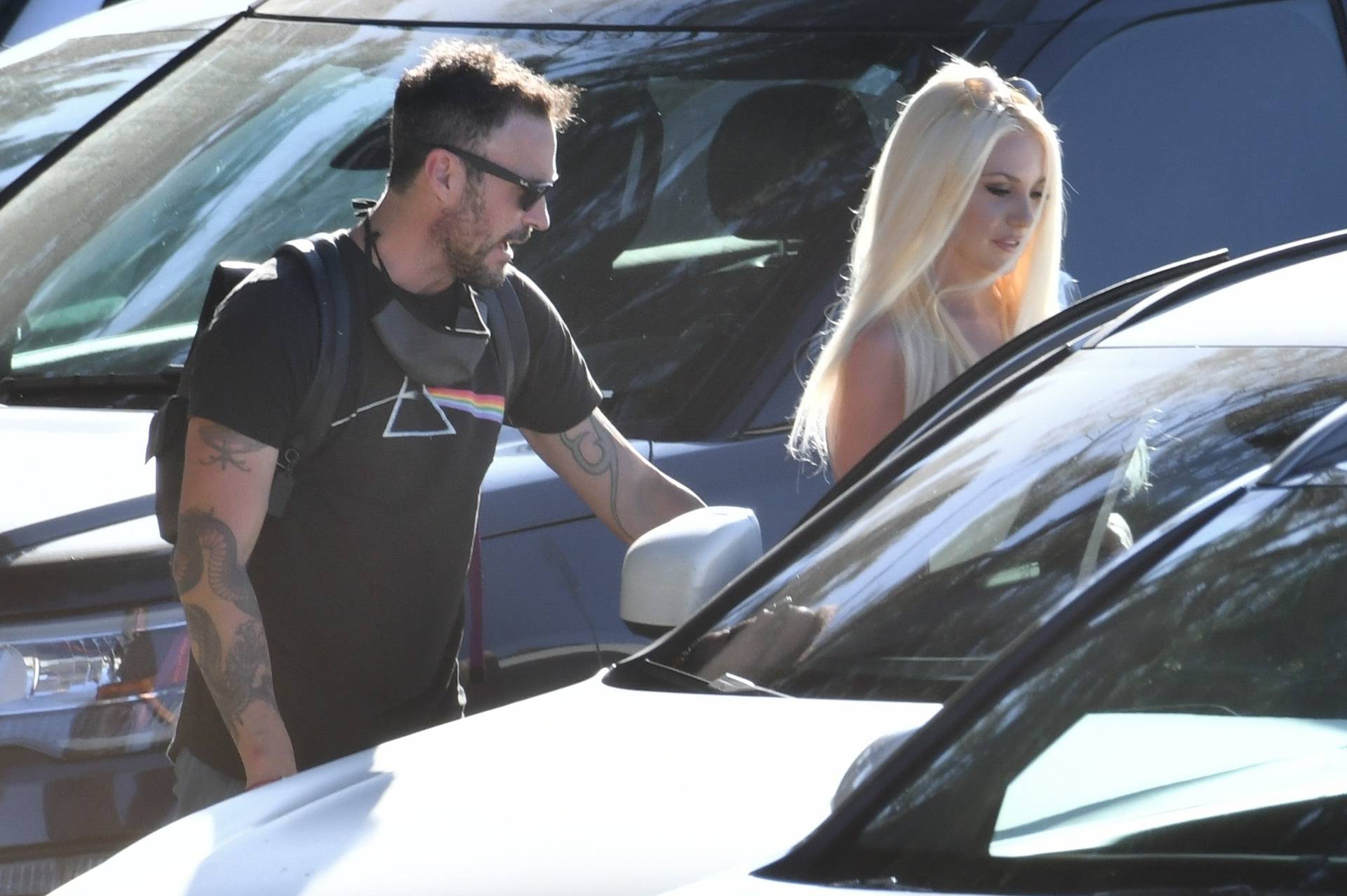 *PREMIUM-EXCLUSIVE* New Couple Alert?!  Brian Austin Green steps out with Courtney Stodden during a lunch date!