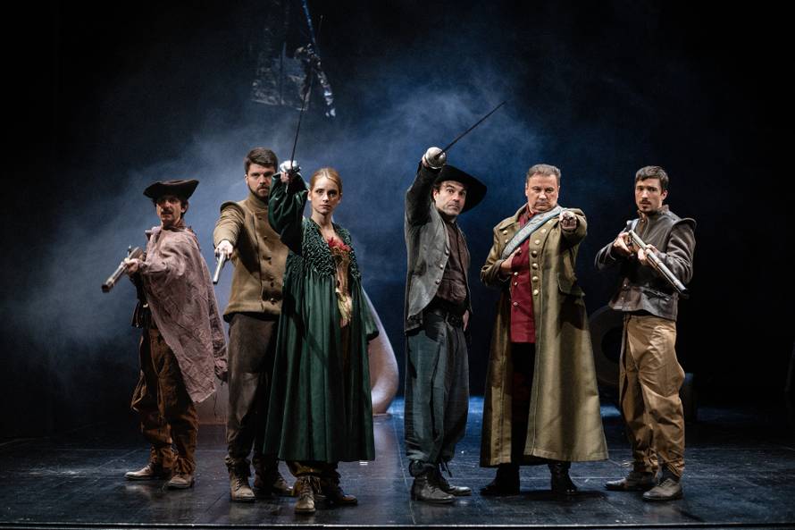 Cyrano de Bergerac napokon u Gavelli, igra ga Ozren Grabarić u režiji Aleksandra Popovskog