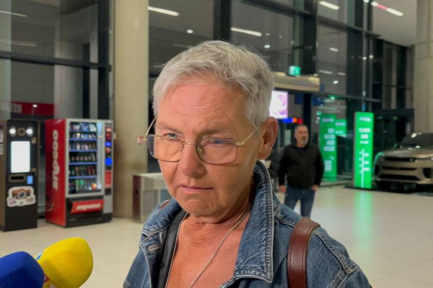 Hrvati stigli u Zagreb