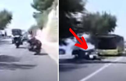 Video: Uh, ovo je bilo za dlaku! Vozač busa izbjegao motorista