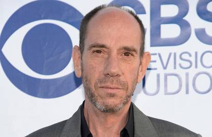 Umro je glumac Miguel Ferrer (61), bratić Georgea Clooneyja