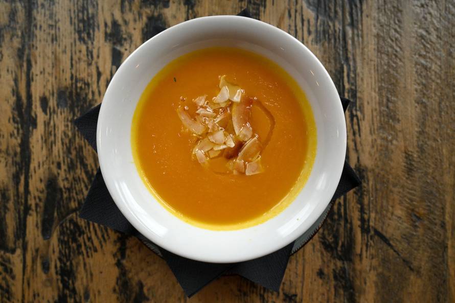 Zagreb;  Restoran Health N Joy