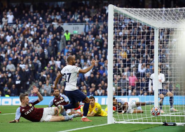 Premier League - Tottenham Hotspur v Aston Villa