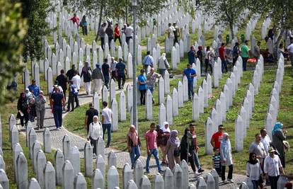 'Žrtve se ne smiju zaboraviti niti se genocid smije nijekati'