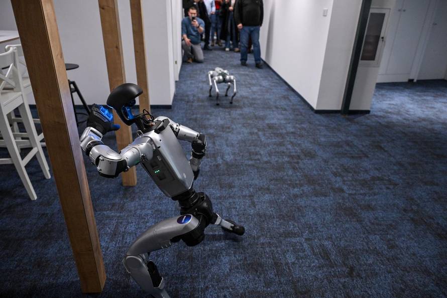 Zagreb: Brunch tvrtke Abysalto na kojem je predstavljen humanoidni robot 