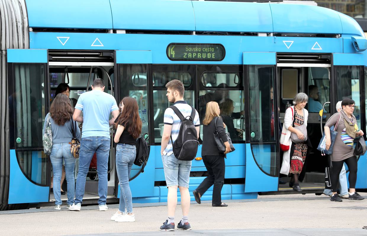 ZET Od Ponedjeljka Smanjio Broj Polazaka, Uveli Ljetni Vozni Red | 24sata