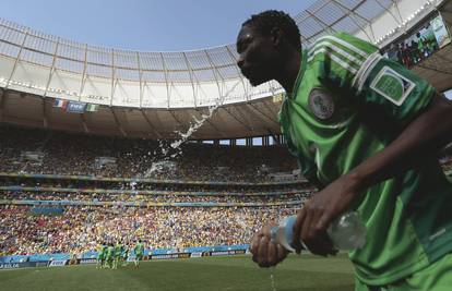 Fifa zbog uplitanja vlade u rad saveza suspendirala Nigeriju
