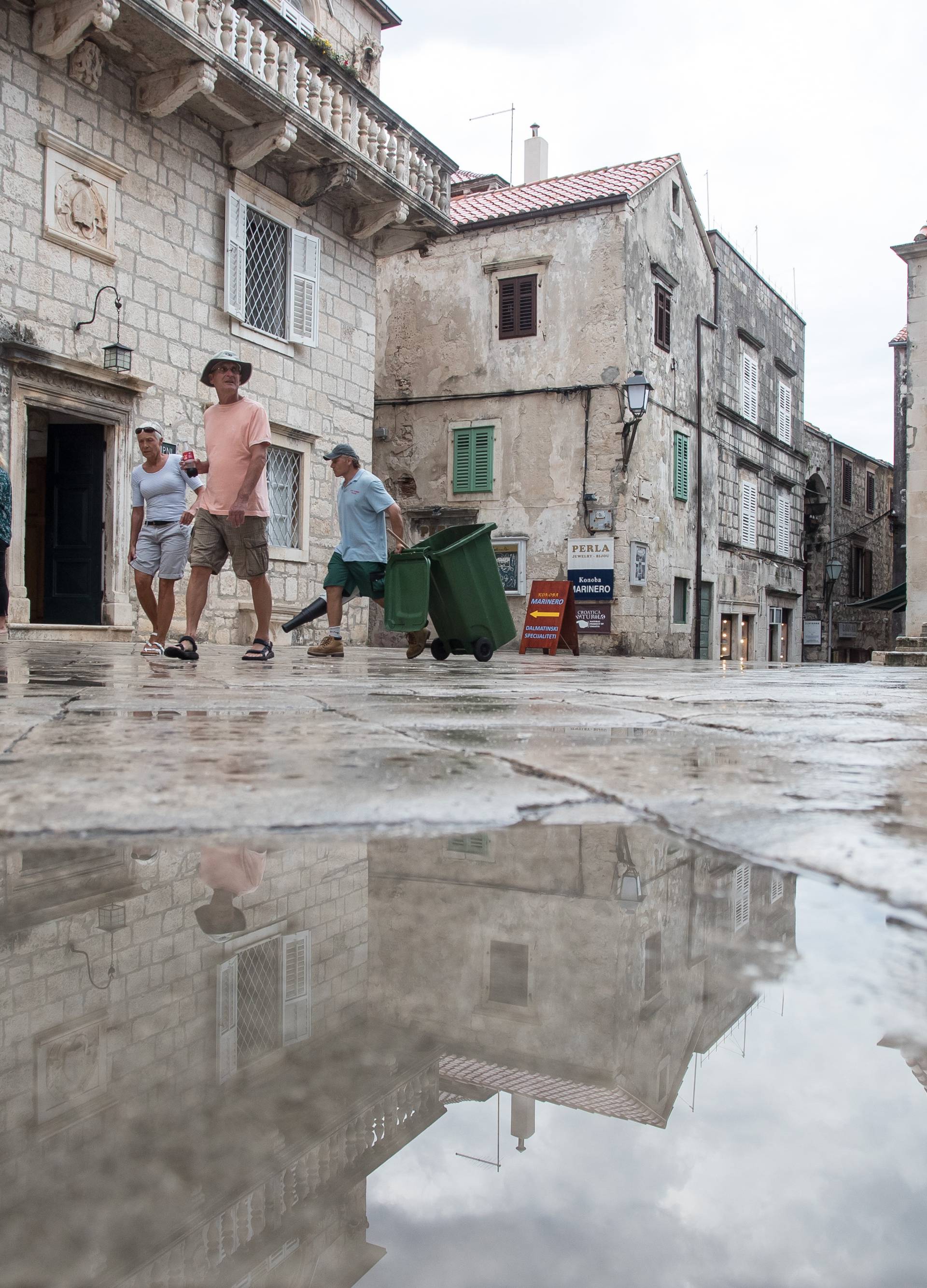 Grmljavinsko nevrijeme u jutarnjim satima pogidlo KorÄulu