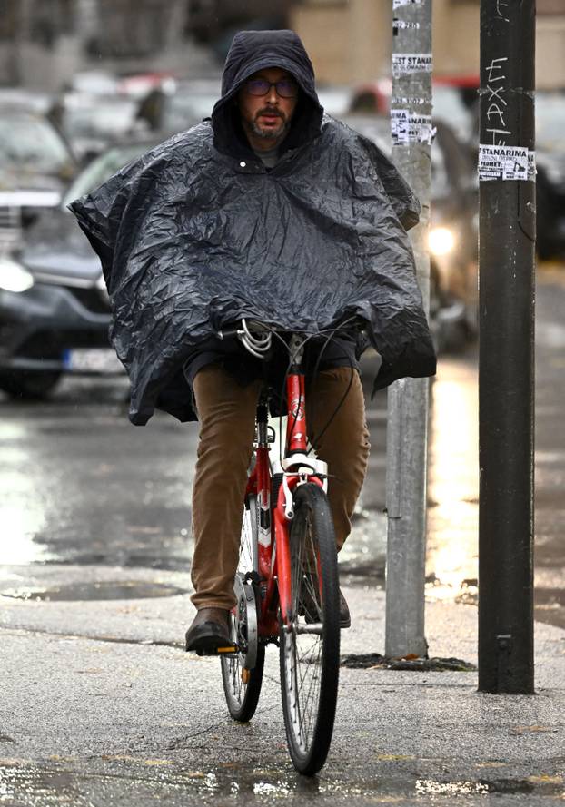 Zagreb se probudio okupan kišom