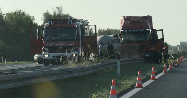 Zagreb: Lančani sudar na autocesti A3 kod Rugvice, jedna osoba poginula