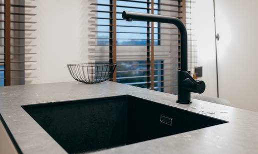 Transformirajte kuhinju s inovativnim granitnim sudoperima