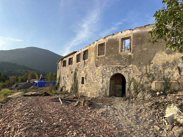 FOTO Kaštelet kod Opatije iz snova: Obnovili smo ga kako bismo očuvali obiteljske tajne