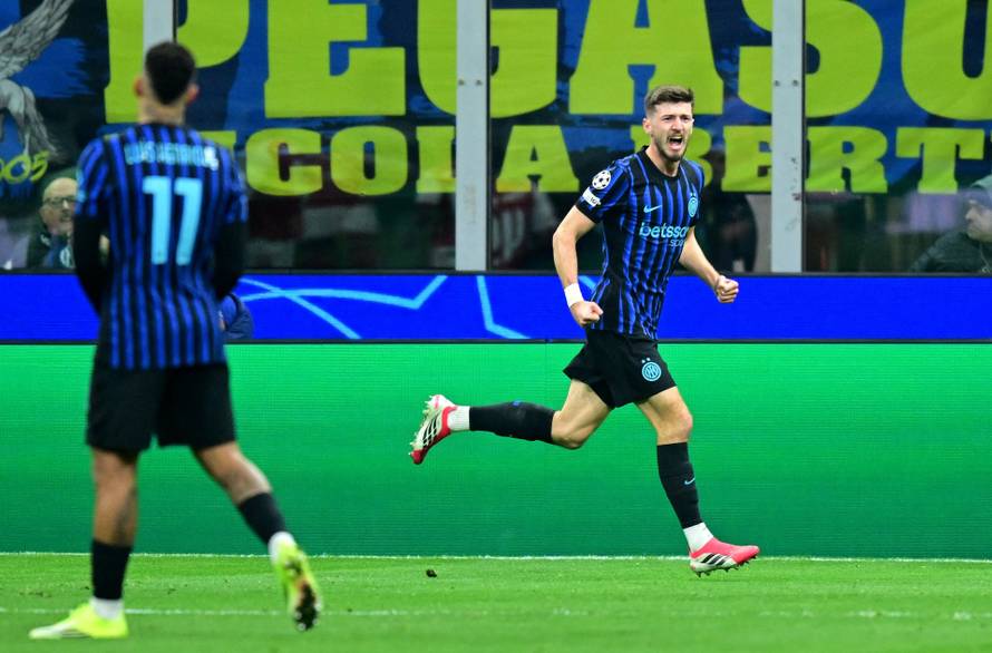 UEFA Champions League - Inter Milan v Arsenal