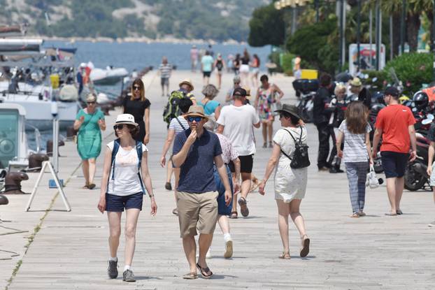 Å ibenska riva prepuna domaÃ¦ih i stranih tursita