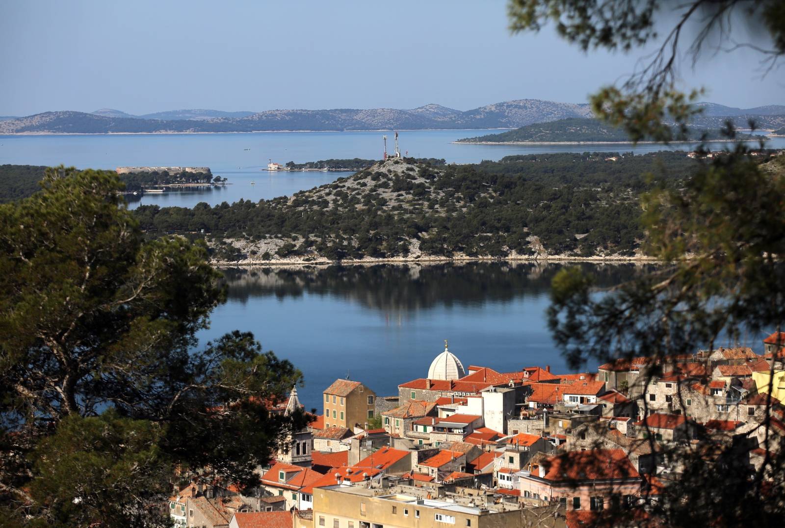 Pogled na grad Šibenik