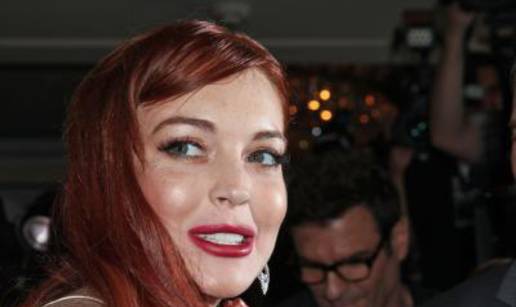 Lindsay Lohan plaća privatni avion da ne zakasni na sud