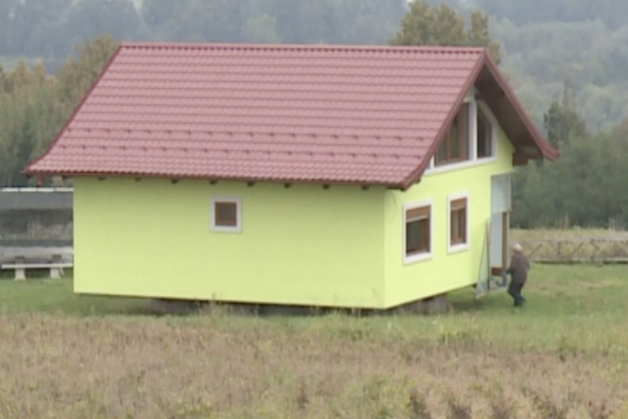 Bosanac ženi izgradio rotirajuću kuću