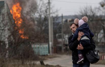 Od jutros iz Ukrajine u Poljsku ušlo 42 tisuće izbjeglica...